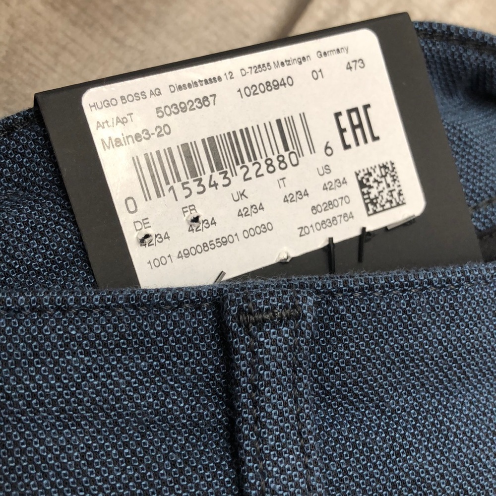 Hugo Boss Maine denim jeans pants  for men - Picture 2 of 6